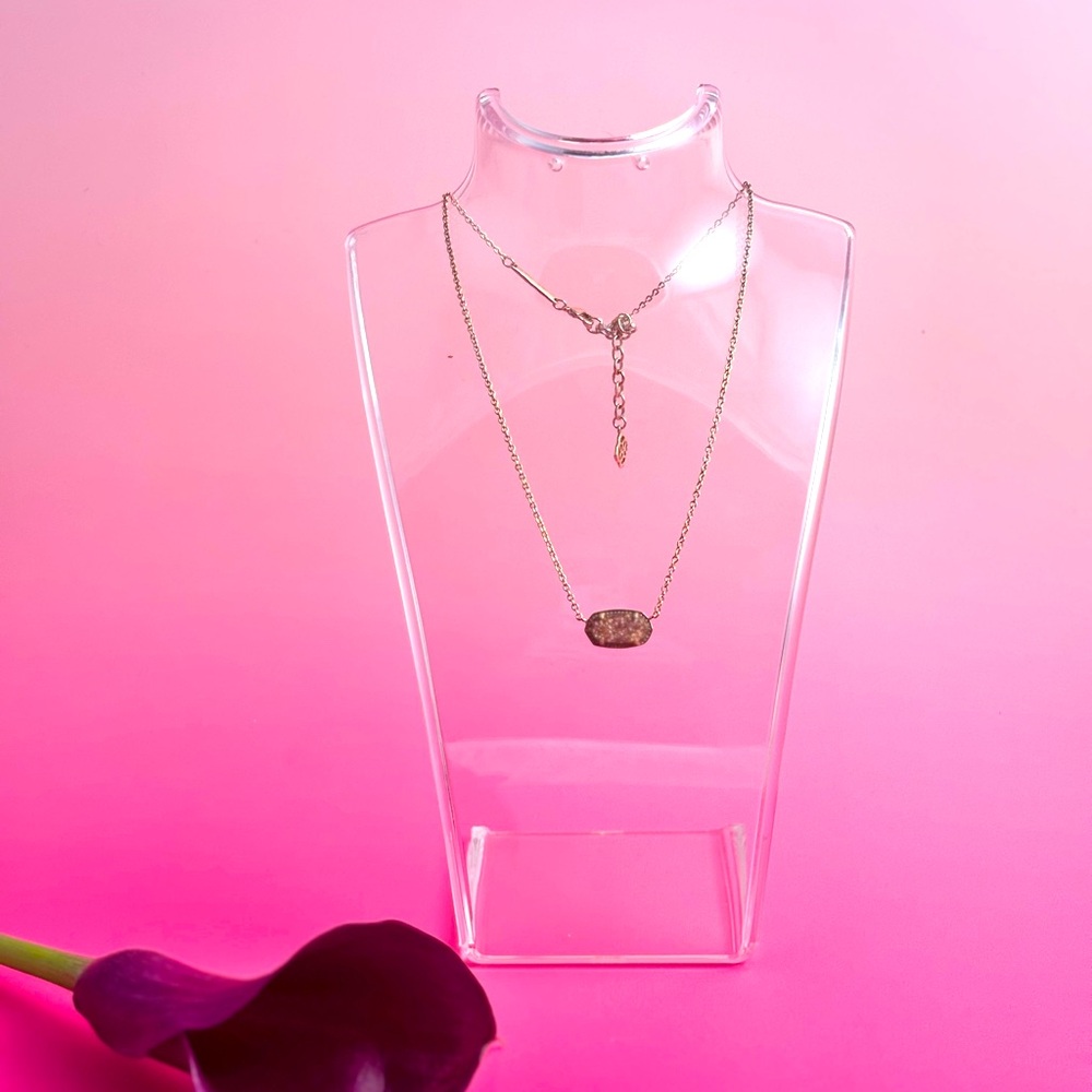 Kendra Scott Elisa rose gold quartz pendant